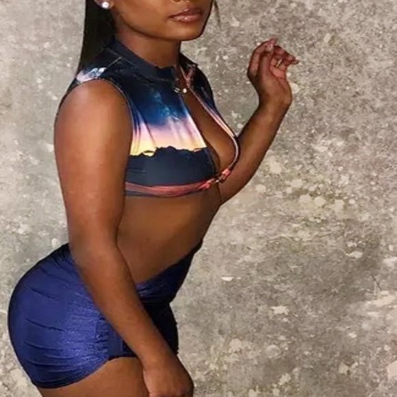 Women's Two Piece Sexy Outfit - Picture 2 of 10